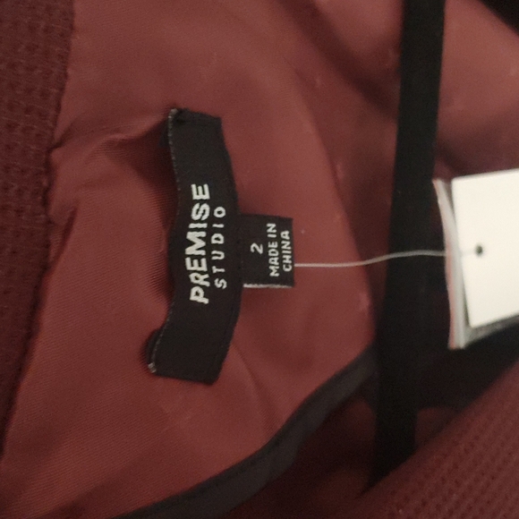 Premise Studio Sz 2 Gorgeous Blazer - Picture 2 of 5